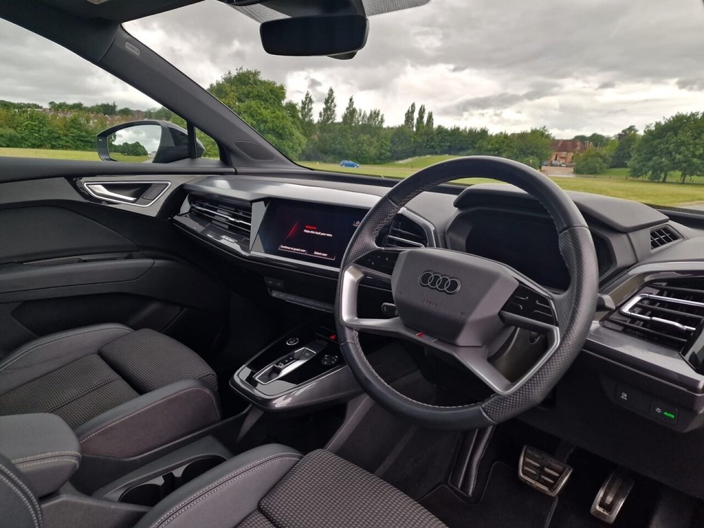 USED 2021 71 AUDI Q4 E-TRON 40 S line SUV 5dr Electric Auto 82kWh (204 ps) FINANCE AVAILABLE