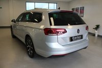 USED 2020 70 VOLKSWAGEN PASSAT 1.5 TSI EVO SE Nav Estate 5dr Petrol Manual Euro 6 (s/s) (150 ps) ***ONE OWNER FROM NEW***GREAT SERVICE HISTORY***BLACK LEATHER***HEATED LEATHER***FRONT & REAR PARKING AID***CRUISE CONTROL***APPLE CAR PLAY***AUTO ANDROID***SAT NAV***HEATED FOLDIND DOOR MIRRORS***AUTO LIGHTS***VOICE CONTROL***PRIVACY GLASS***