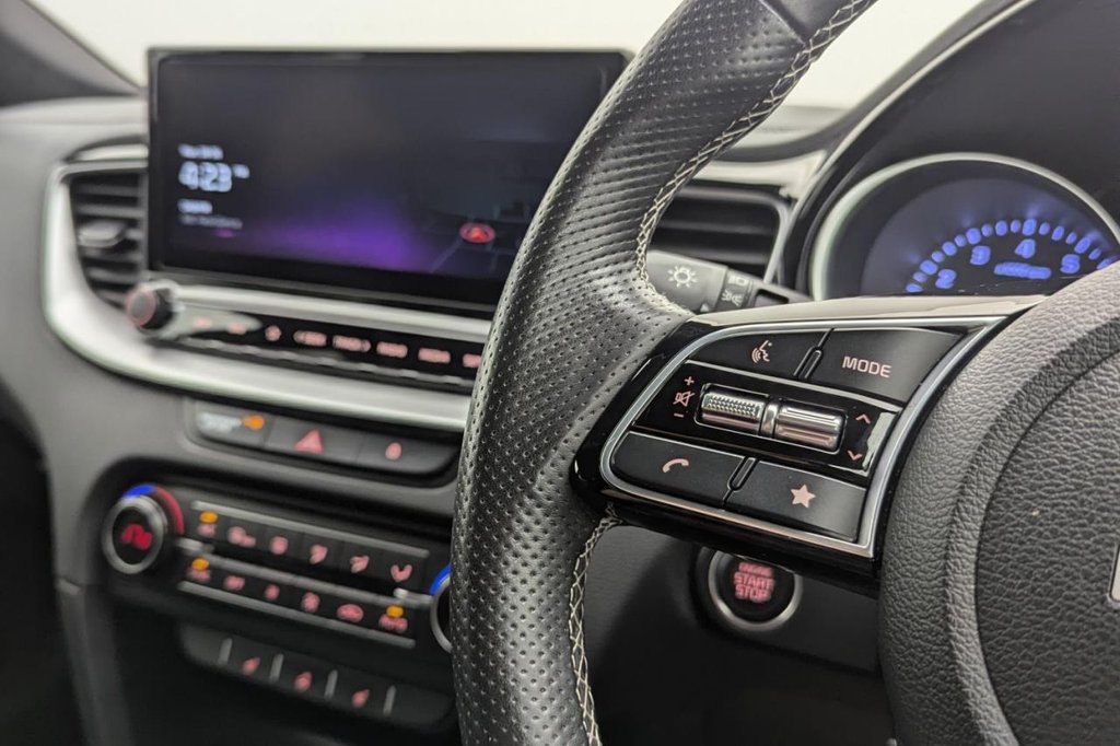 USED 2023 23 KIA PROCEED 1.5 T-GDi GT-Line Shooting Brake 5dr Petrol Manual Euro 6 (s/s) (158 bhp) Award Winning 5 Star Dealership