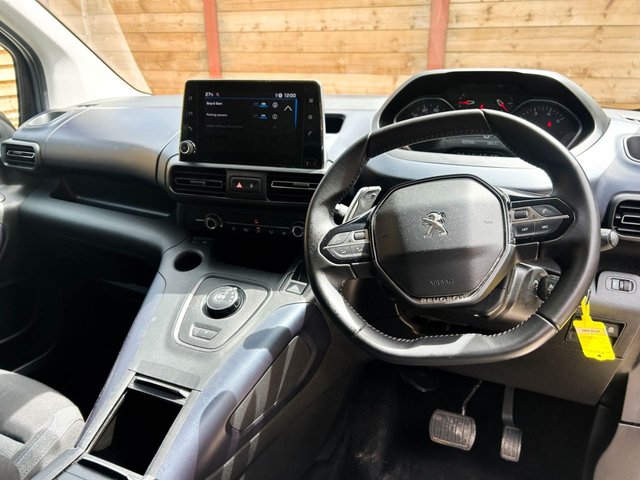View our PEUGEOT RIFTER