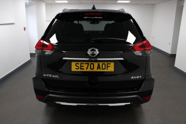View our NISSAN X-TRAIL