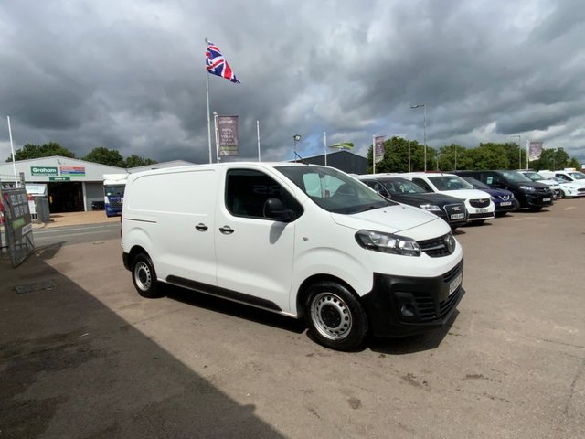 View our VAUXHALL VIVARO