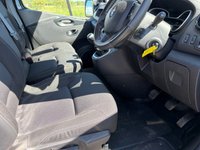 USED 2021 21 RENAULT TRAFIC 2.0 dCi ENERGY 28 Sport Nav Panel Van 5dr Diesel Manual SWB Standard Roof Euro 6 (s/s) (145 ps) 