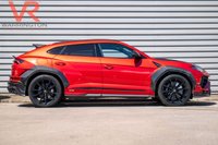 USED 2024 S LAMBORGHINI URUS 4.0 V8 BiTurbo S SUV 5dr Petrol Auto 4WD Euro 6 (666 ps) Carbon Fibre Package + 23" Tailgate Alloys + Style Package with Front Splitter