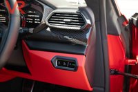 USED 2024 S LAMBORGHINI URUS 4.0 V8 BiTurbo S SUV 5dr Petrol Auto 4WD Euro 6 (666 ps) Carbon Fibre Package + 23" Tailgate Alloys + Style Package with Front Splitter