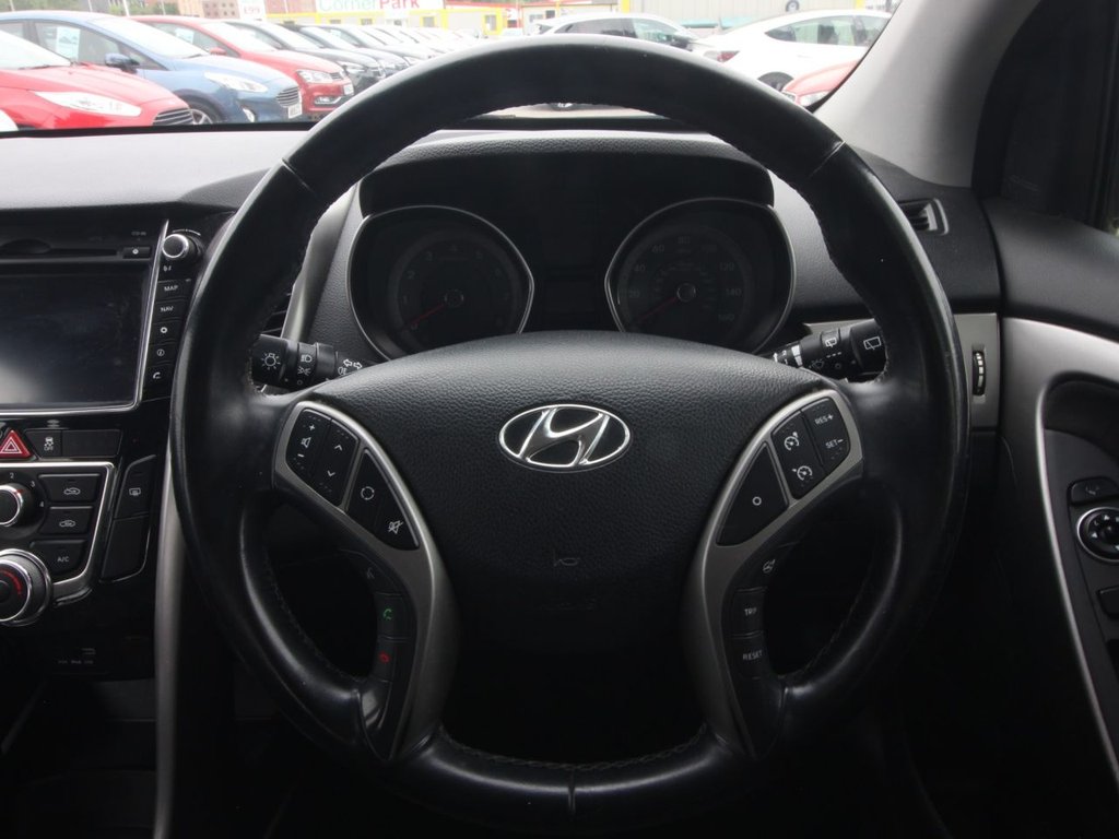 USED 2015 15 HYUNDAI I30 1.4 Blue Drive SE Nav Hatchback 5dr Petrol Manual Euro 6 (s/s) (100 ps) **CLEARANCE VEHICLE**