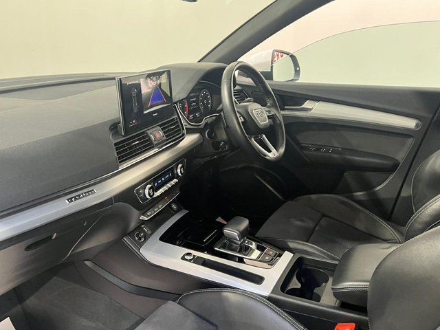View our AUDI Q5