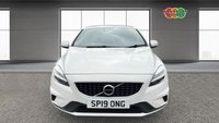 USED 2019 19 VOLVO V40 2.0 T2 GPF R-Design Hatchback 5dr Petrol Manual Euro 6 (s/s) (122 ps) Alloy wheels - Rear parking sensors
