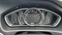 USED 2019 19 VOLVO V40 2.0 T2 GPF R-Design Hatchback 5dr Petrol Manual Euro 6 (s/s) (122 ps) Alloy wheels - Rear parking sensors