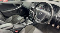 USED 2019 19 VOLVO V40 2.0 T2 GPF R-Design Hatchback 5dr Petrol Manual Euro 6 (s/s) (122 ps) Alloy wheels - Rear parking sensors