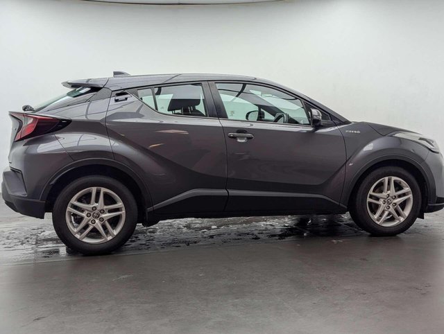 USED 2020 70 TOYOTA C-HR 1.8 C-HR Icon HEV CVT 5dr CLICK+COLLECT / HOME DELIVERY