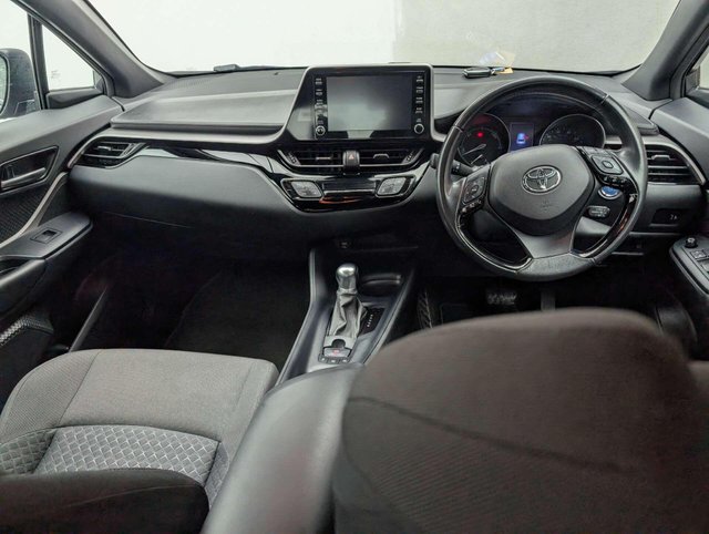USED 2020 70 TOYOTA C-HR 1.8 C-HR Icon HEV CVT 5dr CLICK+COLLECT / HOME DELIVERY