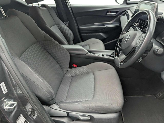 USED 2020 70 TOYOTA C-HR 1.8 C-HR Icon HEV CVT 5dr CLICK+COLLECT / HOME DELIVERY