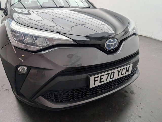 USED 2020 70 TOYOTA C-HR 1.8 C-HR Icon HEV CVT 5dr CLICK+COLLECT / HOME DELIVERY