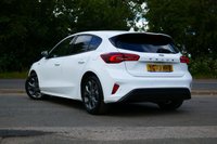 USED 2023 73 FORD FOCUS 1.0T EcoBoost ST-Line Hatchback 5dr Petrol Manual Euro 6 (s/s) (125 ps) FROZEN WHITE METALLIC PAINTWORK + APPLE CARPLAY + ANDROID AUTO