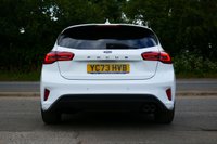 USED 2023 73 FORD FOCUS 1.0T EcoBoost ST-Line Hatchback 5dr Petrol Manual Euro 6 (s/s) (125 ps) FROZEN WHITE METALLIC PAINTWORK + APPLE CARPLAY + ANDROID AUTO