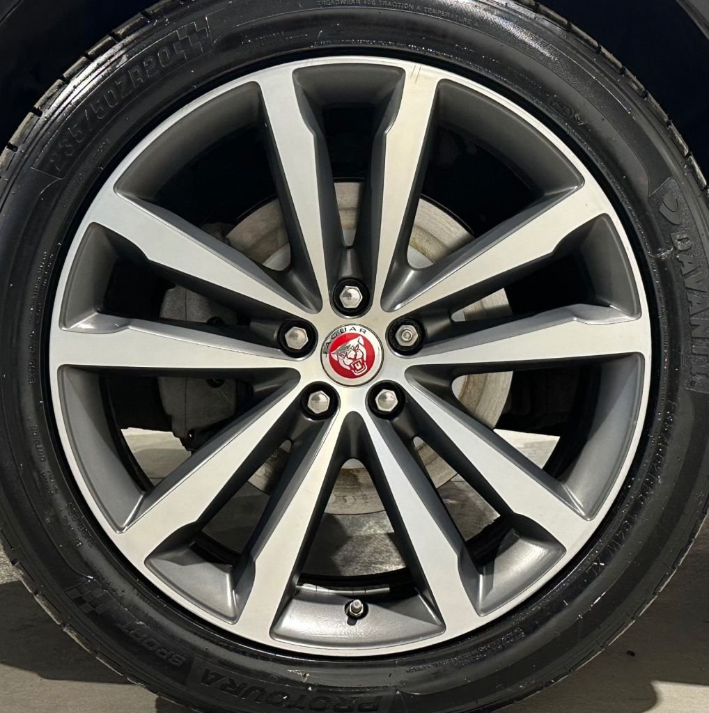 USED 2020 20 JAGUAR E-PACE 2.0 D180 R-Dynamic HSE SUV 5dr Diesel Auto AWD Euro 6 (s/s) (180 ps) 