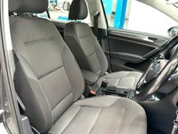 USED 2019 69 VOLKSWAGEN E-GOLF 35.8kWh e-Golf Hatchback 5dr Electric Auto (136 ps) Gorgeous E-Golf with VW Service History, SATNAV, CARPLAY, Full Parking Sensors, Adaptive Cruise Control, 56000 Miles & Alloy Wheels