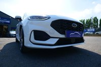 USED 2024 73 FORD FIESTA 1.0T EcoBoost MHEV ST-Line Edition Hatchback 5dr Petrol Manual Euro 6 (s/s) (125 ps) FROZEN WHITE METALLIC PAINTWORK + APPLE CARPLAY + PARK SENSORS + LED