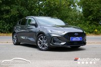 USED 2024 24 FORD FOCUS 1.0T EcoBoost MHEV ST-Line Hatchback 5dr Petrol Hybrid Manual Euro 6 (s/s) (125 ps) MAGNETIC GREY METALLIC PAINTWORK + APPLE CARPLAY + F&R PARKING SENSORS