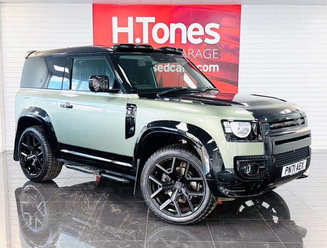 View our LAND ROVER DEFENDER