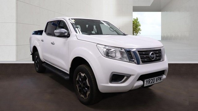 View our Nissan Navara 2.3 dCi N-Connecta Pickup Double Cab 4dr Diesel Manual 4WD Euro 6 (s/s) (190 ps)