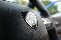 USED 2024 24 PEUGEOT 2008 1.2 PureTech Allure SUV 5dr Petrol Manual Euro 6 (s/s) (130 ps) VERTIGO BLUE METALLIC PAINTWORK + REVERSE CAMERA + APPLE CARPLAY