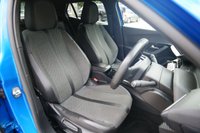 USED 2024 24 PEUGEOT 2008 1.2 PureTech Allure SUV 5dr Petrol Manual Euro 6 (s/s) (130 ps) VERTIGO BLUE METALLIC PAINTWORK + REVERSE CAMERA + APPLE CARPLAY