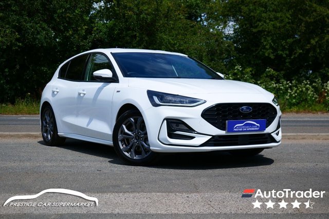 View our Ford Focus range