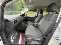USED 2018 18 VOLKSWAGEN TOURAN 1.6 TDI S MPV 5dr Diesel DSG Euro 6 (s/s) (115 ps) LONG MOT, HPI CLEAR, 2 X KEYS, ONLY 1 PREVIOUS OWNER, SAT NAV, BLUETOOTH, FRONT/REAR PARKING SENSORS, DAB RADIO, AIR CON!