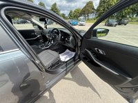 USED 2020 70 BMW 3 SERIES 2.0 330e 12kWh SE Pro Saloon 4dr Petrol Plug-in Hybrid Auto Euro 6 (s/s) (292 ps) CRUISE, CLIMATE, BLUETOOTH, 12m MOT