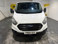 USED 2018 68 FORD TRANSIT CUSTOM 2.0 320 EcoBlue Crew Van Double Cab 5dr Diesel Manual L1 H1 Euro 6 (6 Seat) (105 ps) Bluetooth-Power fold mirrors-Cruise control & Limiter-Electric windows-Front & Rear park sensors Bluetooth-Cruise-Power fold electric heated mirrors-Front & Rear park sensors