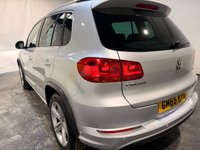 USED 2015 65 VOLKSWAGEN TIGUAN 2.0 TDI BlueMotion Tech R-Line Edition SUV 5dr Diesel DSG 4WD Euro 6 (s/s) (150 ps) Service History with 10 Stamps-Heated Leather