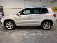 USED 2015 65 VOLKSWAGEN TIGUAN 2.0 TDI BlueMotion Tech R-Line Edition SUV 5dr Diesel DSG 4WD Euro 6 (s/s) (150 ps) Service History with 10 Stamps-Heated Leather