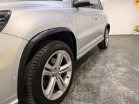 USED 2015 65 VOLKSWAGEN TIGUAN 2.0 TDI BlueMotion Tech R-Line Edition SUV 5dr Diesel DSG 4WD Euro 6 (s/s) (150 ps) Service History with 10 Stamps-Heated Leather