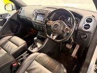 USED 2015 65 VOLKSWAGEN TIGUAN 2.0 TDI BlueMotion Tech R-Line Edition SUV 5dr Diesel DSG 4WD Euro 6 (s/s) (150 ps) Service History with 10 Stamps-Heated Leather