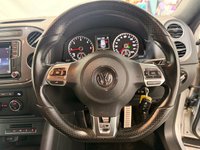 USED 2015 65 VOLKSWAGEN TIGUAN 2.0 TDI BlueMotion Tech R-Line Edition SUV 5dr Diesel DSG 4WD Euro 6 (s/s) (150 ps) Service History with 10 Stamps-Heated Leather