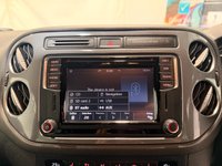 USED 2015 65 VOLKSWAGEN TIGUAN 2.0 TDI BlueMotion Tech R-Line Edition SUV 5dr Diesel DSG 4WD Euro 6 (s/s) (150 ps) Service History with 10 Stamps-Heated Leather