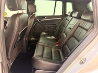 USED 2015 65 VOLKSWAGEN TIGUAN 2.0 TDI BlueMotion Tech R-Line Edition SUV 5dr Diesel DSG 4WD Euro 6 (s/s) (150 ps) Service History with 10 Stamps-Heated Leather
