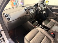USED 2015 65 VOLKSWAGEN TIGUAN 2.0 TDI BlueMotion Tech R-Line Edition SUV 5dr Diesel DSG 4WD Euro 6 (s/s) (150 ps) Service History with 10 Stamps-Heated Leather