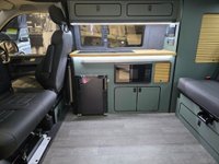 USED 2023 23 VOLKSWAGEN TRANSPORTER 2.0 TDI T32 SOUTHLANDS SIGNATURE 110 BHP SWB HUGE SPEC - MARINE GRADE TENT