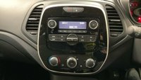 USED 2018 68 RENAULT CAPTUR 0.9 TCe ENERGY Play SUV 5dr Petrol Manual Euro 6 (s/s) (90 ps) ++ 1 FORMER KEEPER++