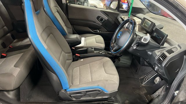 View our BMW I3