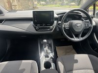 USED 2022 22 TOYOTA COROLLA 1.8 VVT-h GPF Icon Tech Hatchback 5dr Petrol Hybrid CVT Euro 6 (s/s) (122 ps) Buy Online. Nationwide Delivery. Click  Collect  Finance available (subject to status)