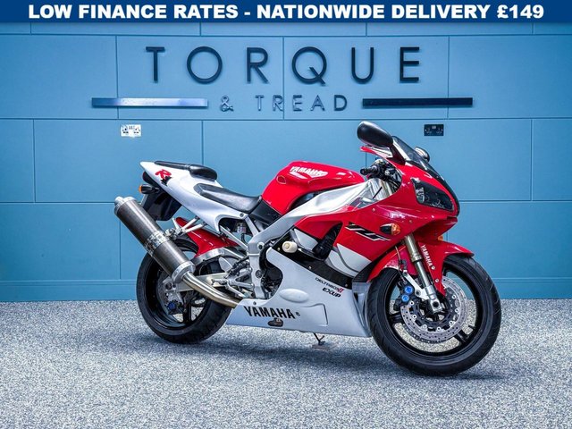 View our YAMAHA R1