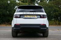 USED 2020 70 LAND ROVER DISCOVERY SPORT 2.0 D180 MHEV SE SUV 5dr Diesel Auto 4WD Euro 6 (s/s) (180 ps) FUJI WHITE PAINTWORK + REVERSE CAMERA + APPLE CARPLAY