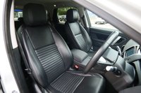 USED 2020 70 LAND ROVER DISCOVERY SPORT 2.0 D180 MHEV SE SUV 5dr Diesel Auto 4WD Euro 6 (s/s) (180 ps) FUJI WHITE PAINTWORK + REVERSE CAMERA + APPLE CARPLAY