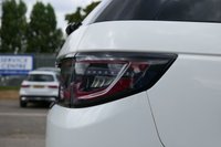 USED 2020 70 LAND ROVER DISCOVERY SPORT 2.0 D180 MHEV SE SUV 5dr Diesel Auto 4WD Euro 6 (s/s) (180 ps) FUJI WHITE PAINTWORK + REVERSE CAMERA + APPLE CARPLAY