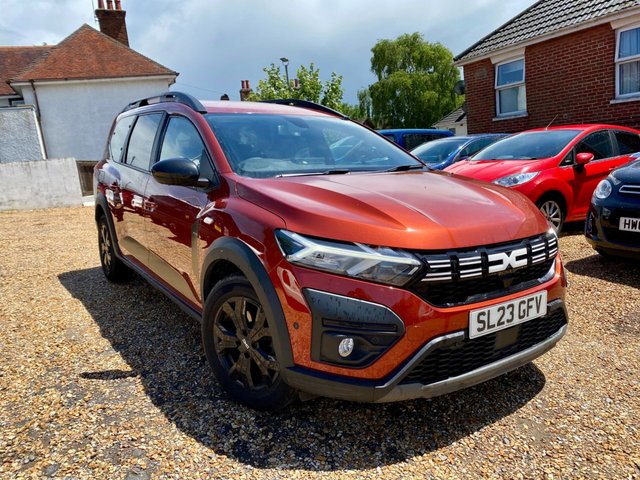 2023 23 DACIA JOGGER 1.0 TCe Extreme SE MPV 5dr Petrol Manual Euro 6 (s/s) (110 ps) 7 SEATER. FULL SERVICE HISTORY. HIGH SPEC