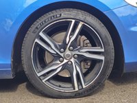 USED 2016 66 VOLVO V40 1.5 T2 R-Design Pro Hatchback 5dr Petrol Auto Euro 6 (s/s) (122 ps) Full Service History  |  Only 2 Owners From Brand New  |  2 Keys